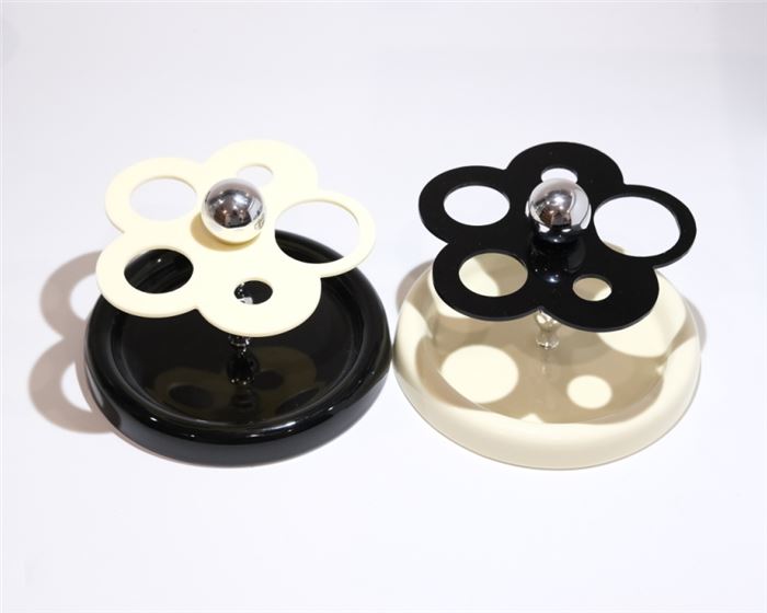 Light luxury ceramic toothbrush holder